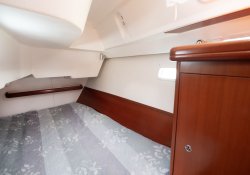 Beneteau-373-for-sale08