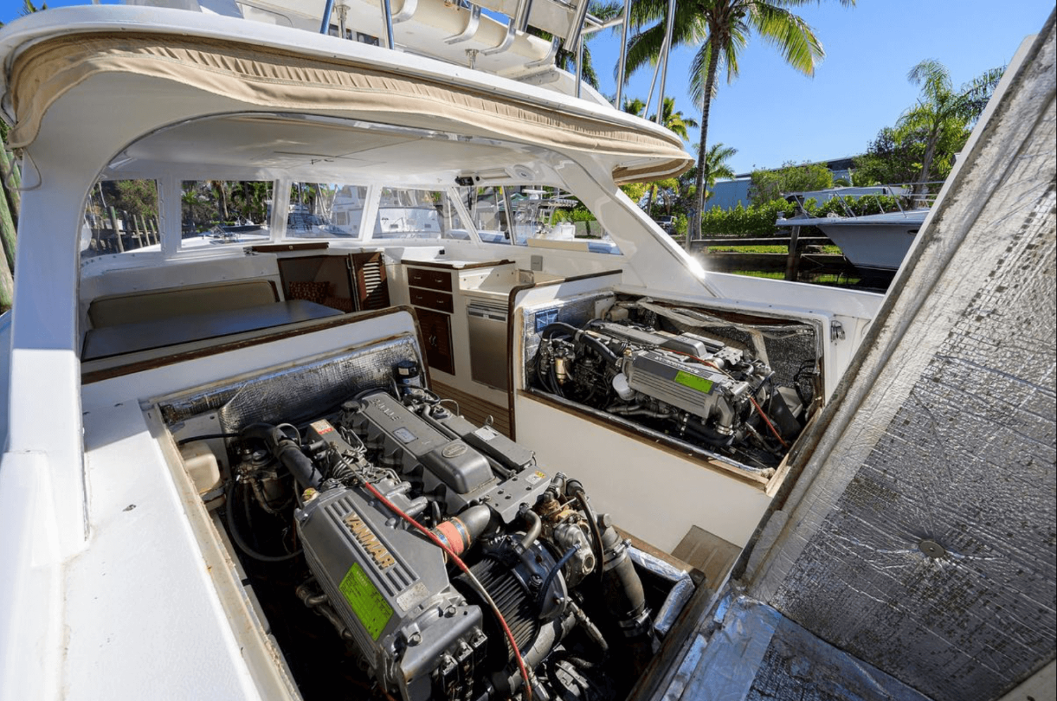 Bertram-31-for-sale23