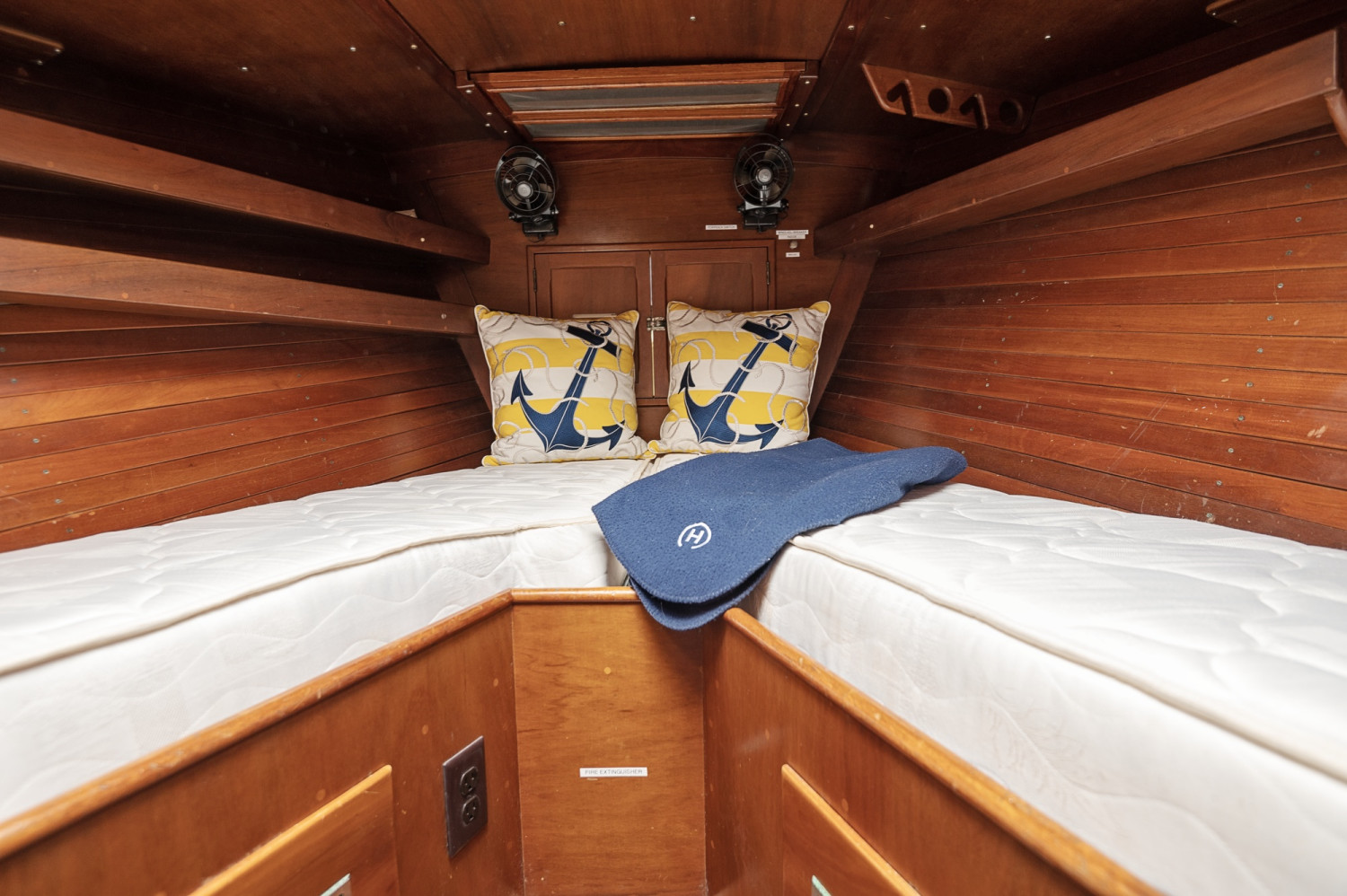 Hinckley-49-for-sale04