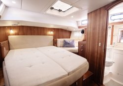 Oyster-53-for-sale22