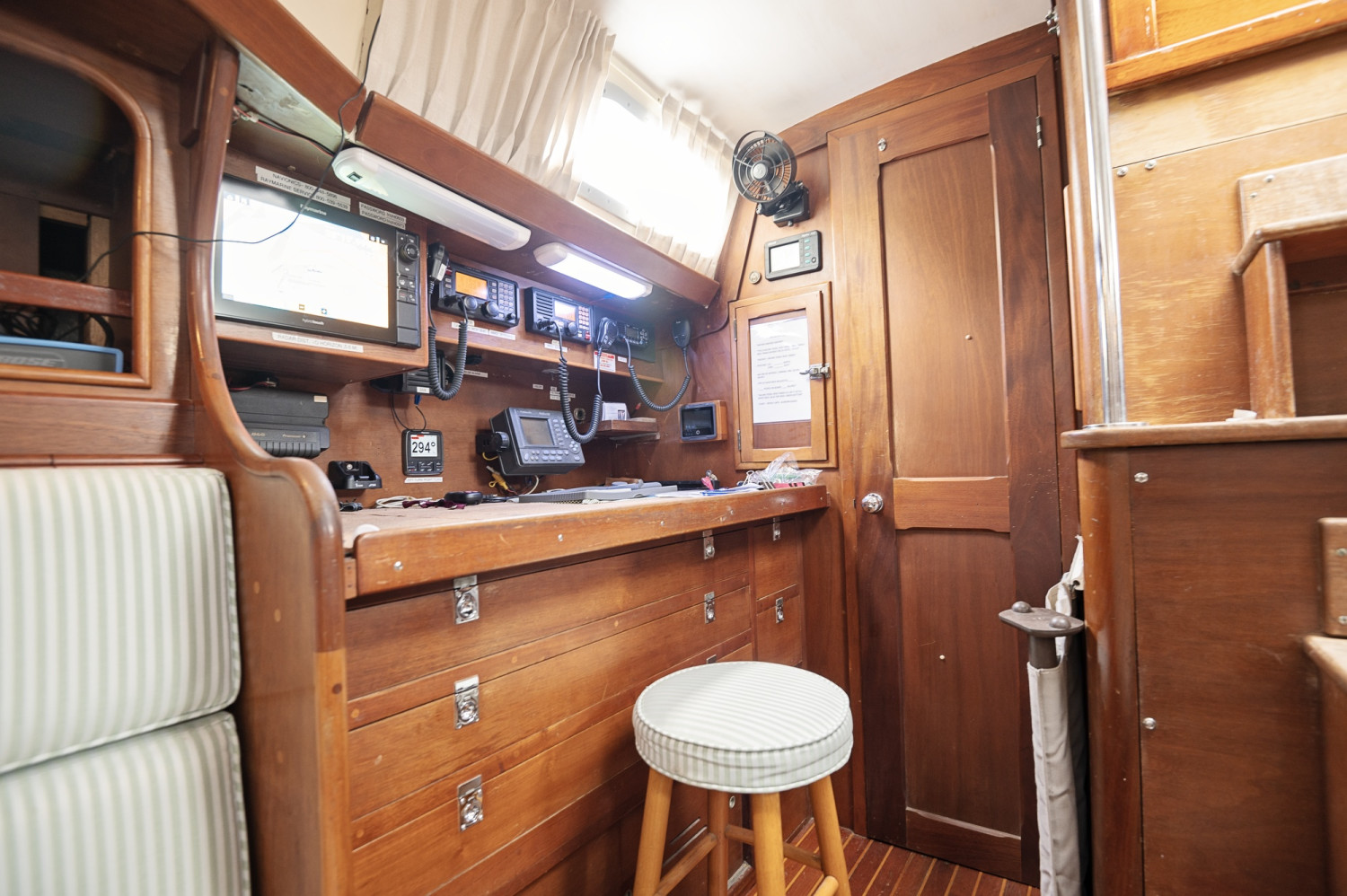 Hinckley-49-for-sale09