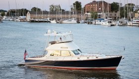 Hinckley 48 Flybridge for Sale_ 001 Hinckley 48 Flybridge for Sale_ 001